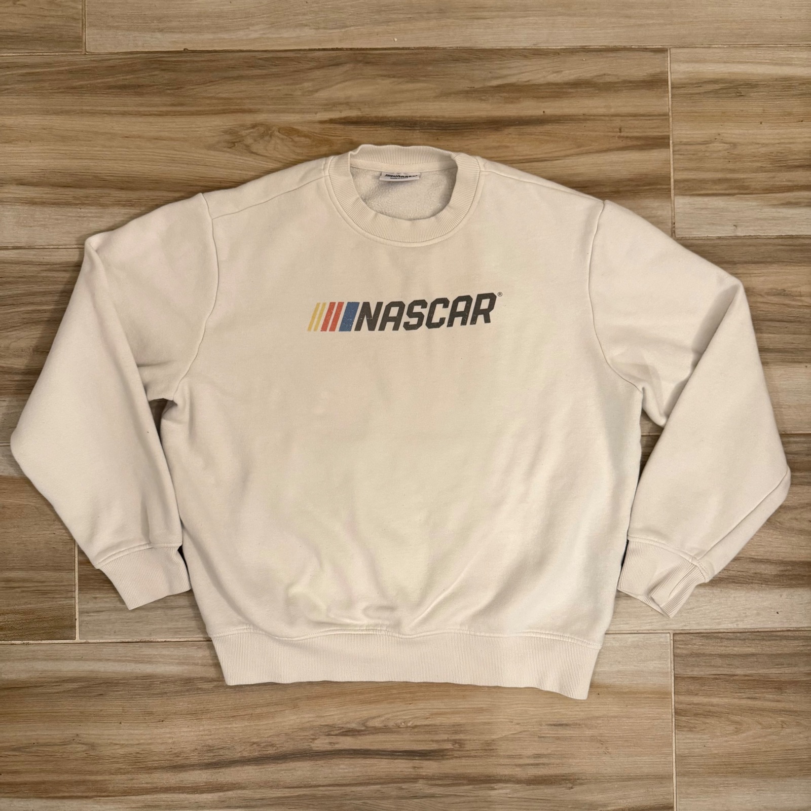 Nascar Daytona International Speedway Graphic Crewneck Sweatshirt Cream Mens M